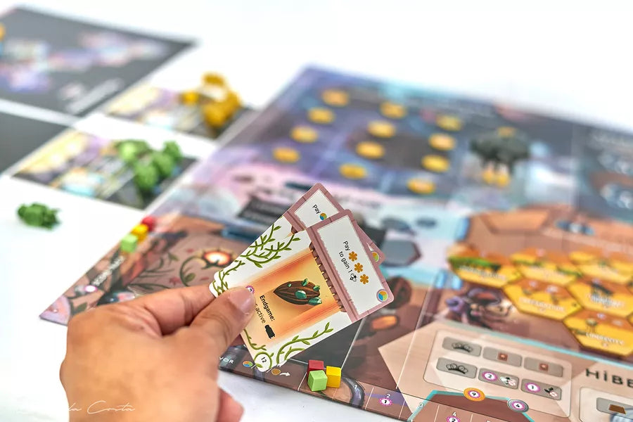 Apiary board game promotional image